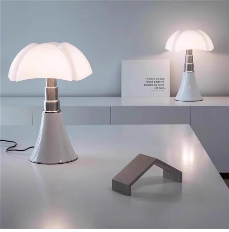 Italian Bat Style Creative Atmosphere Lamp