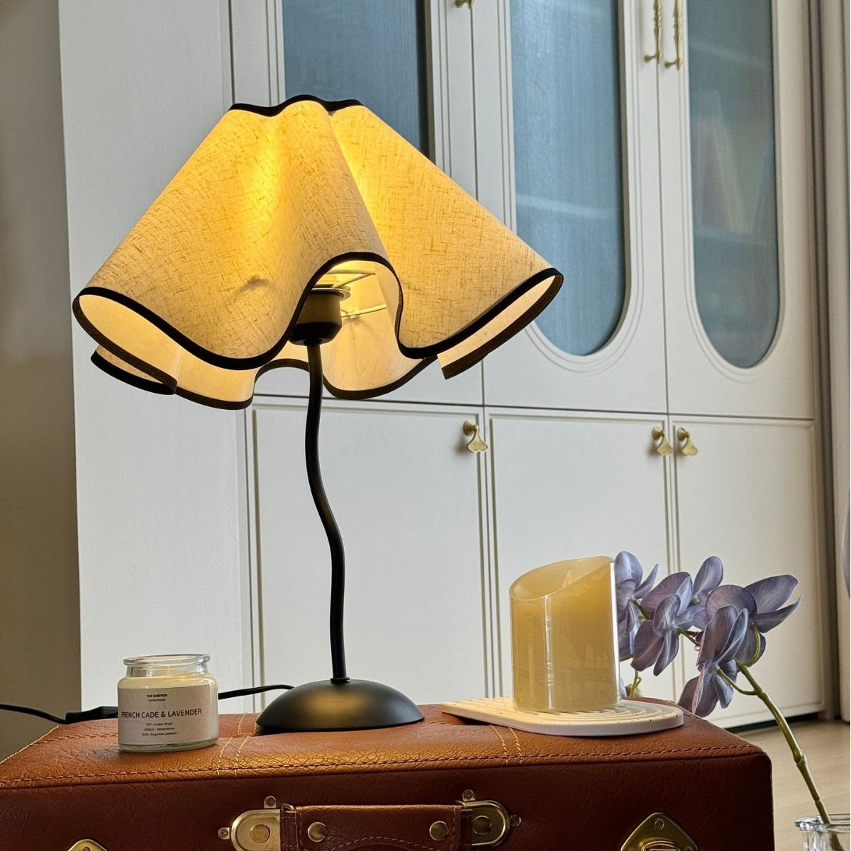 Creative Petal Atmosphere Bedside Night Light