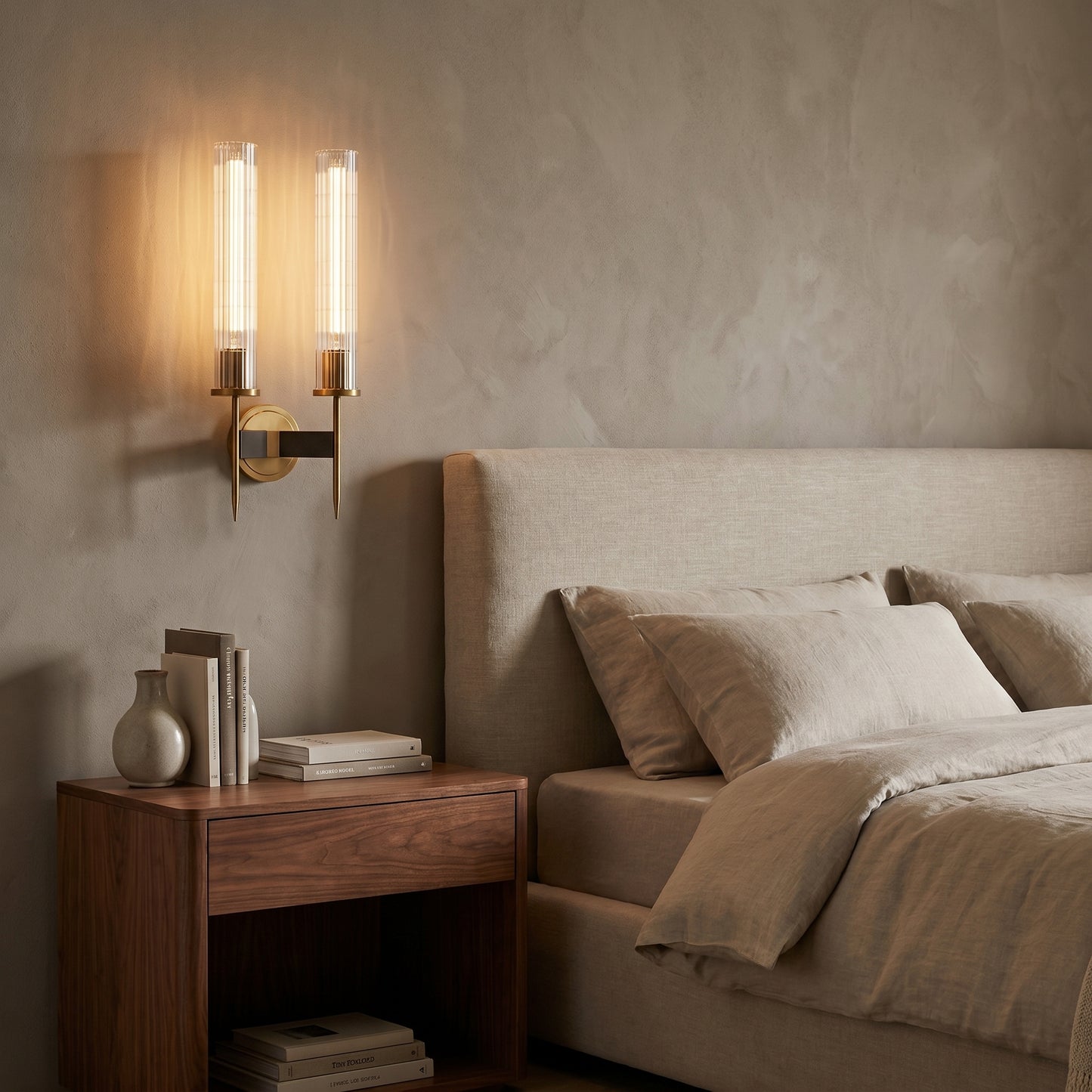 Elegant Copper Minimalist Wall Light