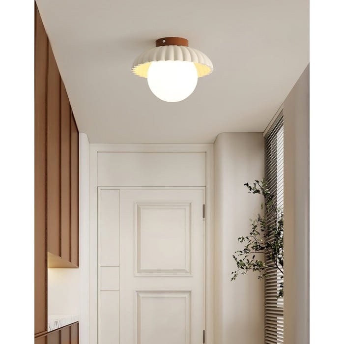 Alien Cream Style Ceiling Light HL348