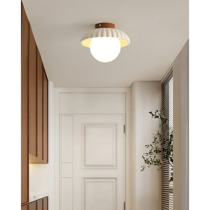 Alien Cream Style Ceiling Light HL348