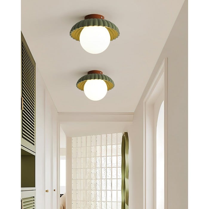 Alien Cream Style Ceiling Light HL348