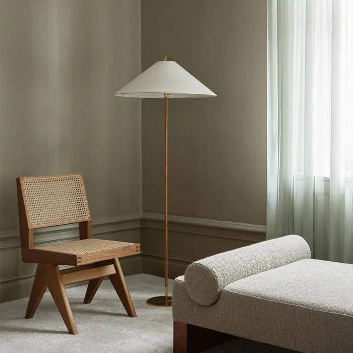 Chinese Hat Floor Lamp HL1142