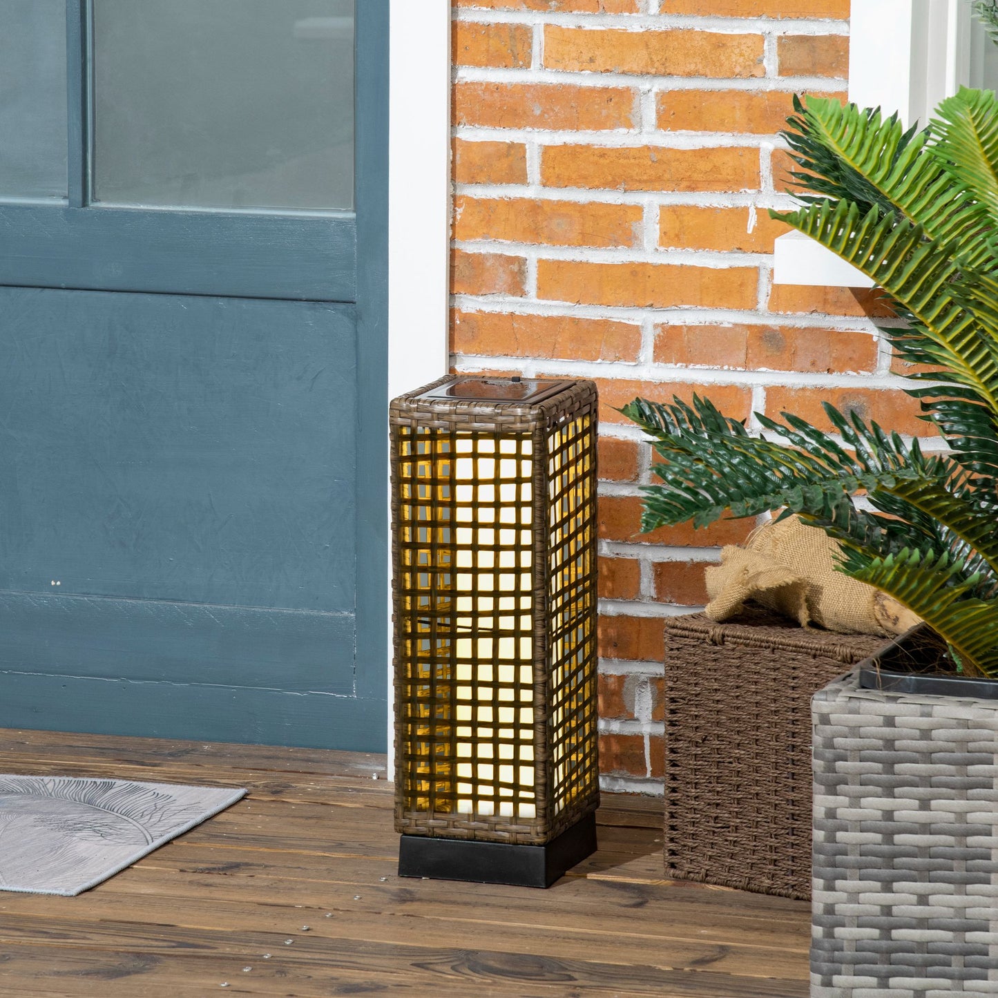 Solar Rattan Outdoor Lantern for Garden & Patio
